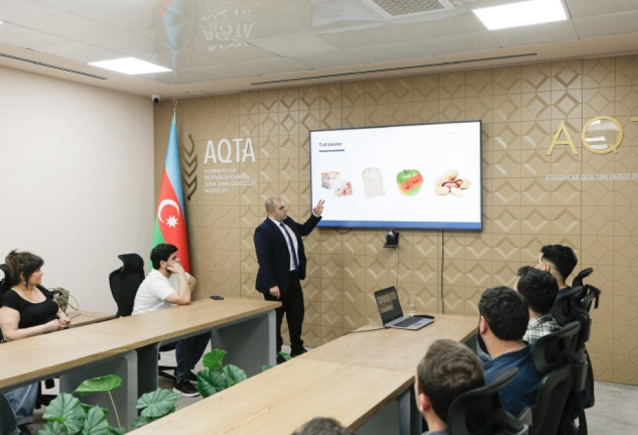 Qida ilə təmasda olan mütəxəssislərə gigiyena qaydaları haqqında məlumat verilib