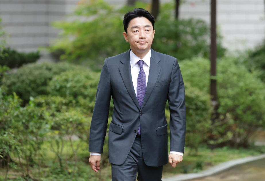 South Korean presidential aide to visit three nations to secure supplies of crude oil, naphtha