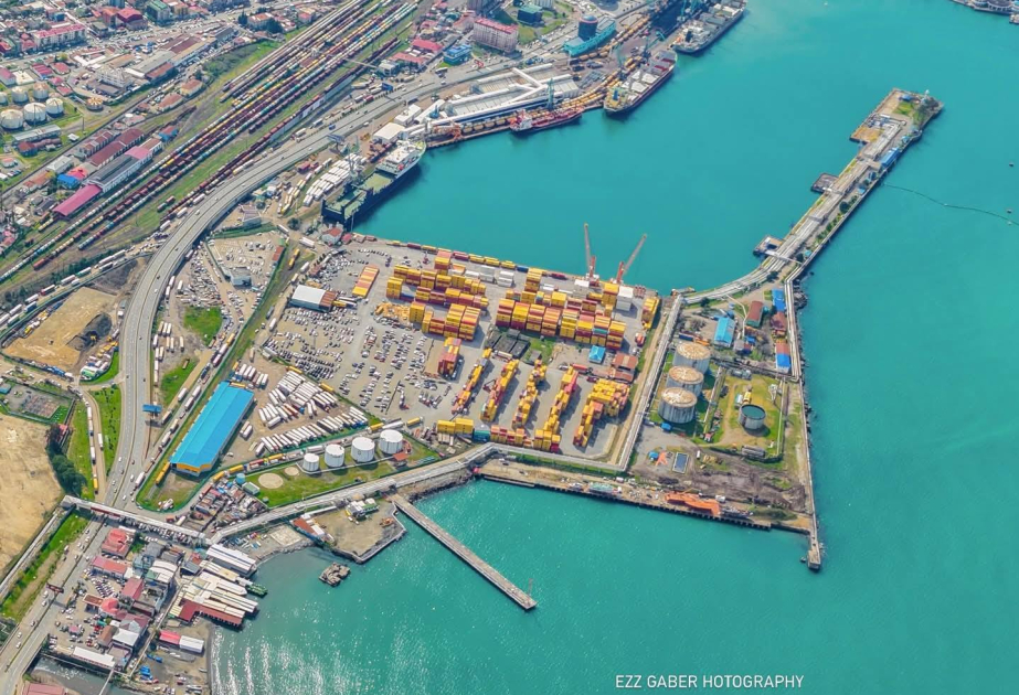 Le développement du Couloir médian renforce le rôle économique global du Caucase du Sud - COMMENTAIRE