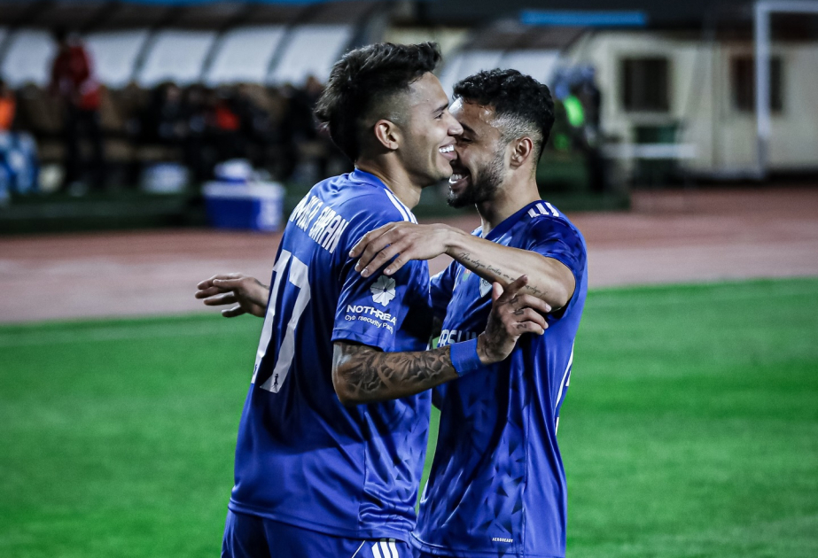 Kamilo Duran Azərbaycan çempionatları tarixində het-trik edən ilk kolumbiyalı futbolçu olub