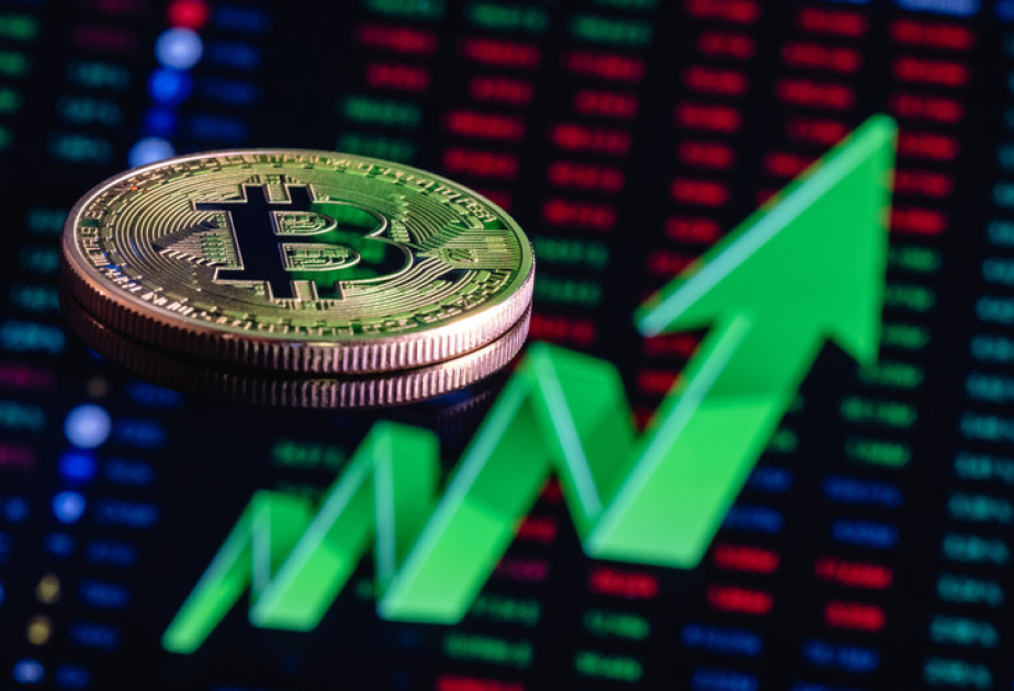 Биткоин вырос на 7%, обновив трехнедельный максимум