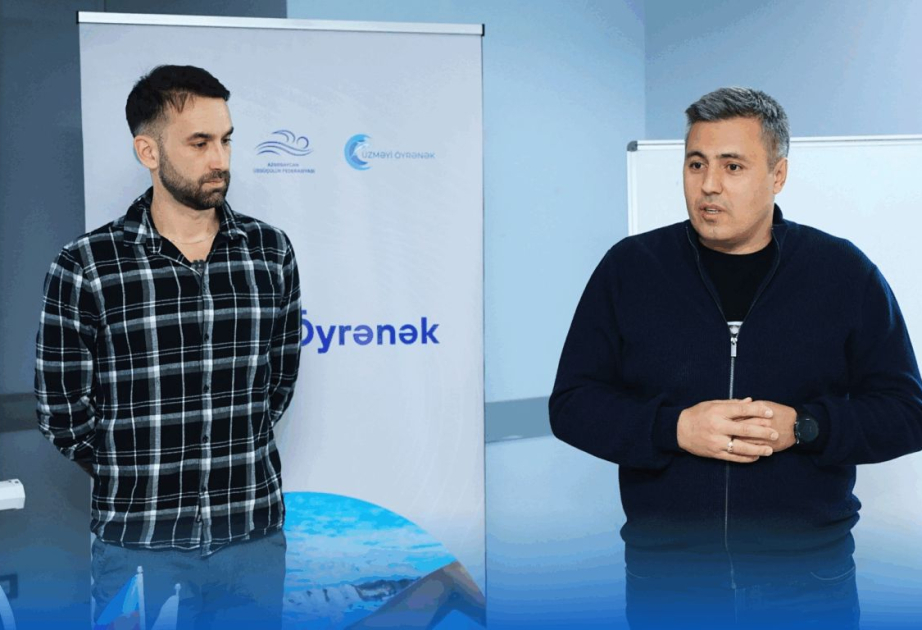 “Üzməyi Öyrənək” layihəsinin məşqçiləri üçün seminar başlayıb
