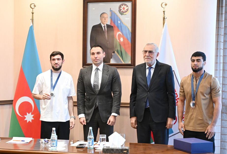 “Paris-2024”: Yenilənmiş Olimpiya medalları Azərbaycan idmançılarına təqdim olunub VİDEO