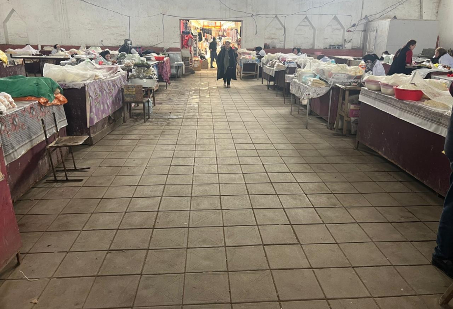 Tovuzda fəaliyyət göstərən ərzaq bazarında planlı yoxlama aparılıb
