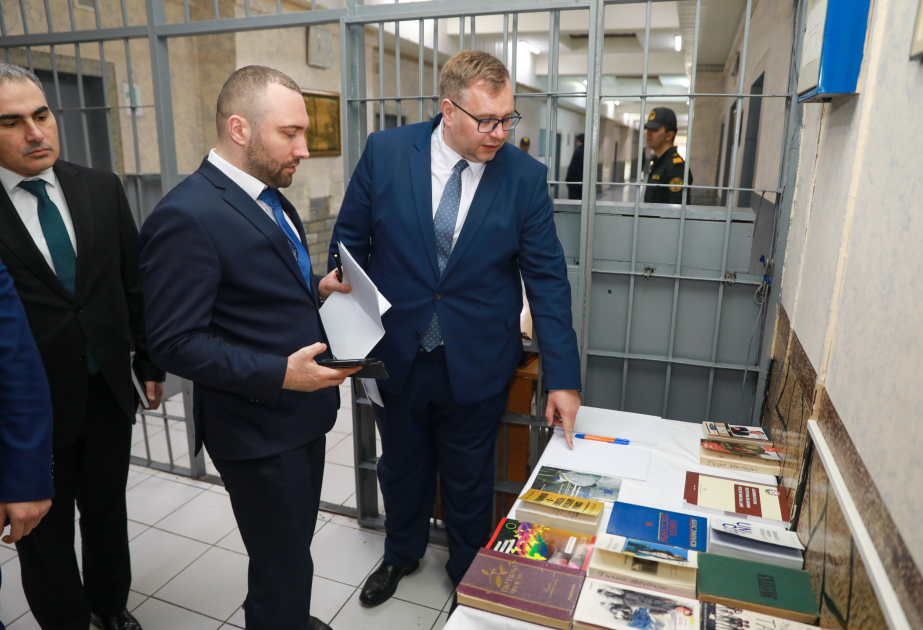 Slovakiyanın ombudsmanı təcrübə mübadiləsində iştirak edib