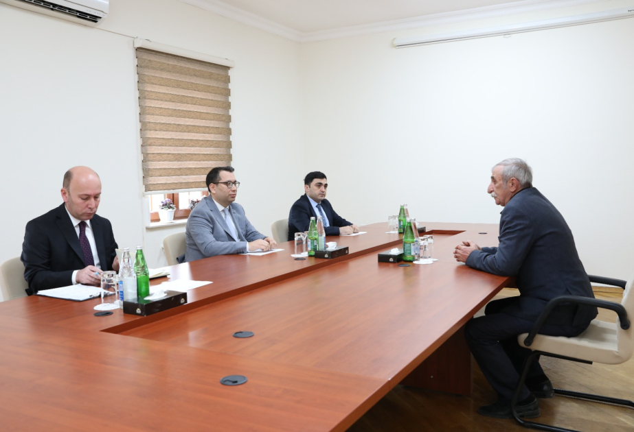 Kənd Təsərrüfatı Nazirliyinin şöbə müdiri Qusar və Xaçmazda vətəndaşların müraciətlərini dinləyib