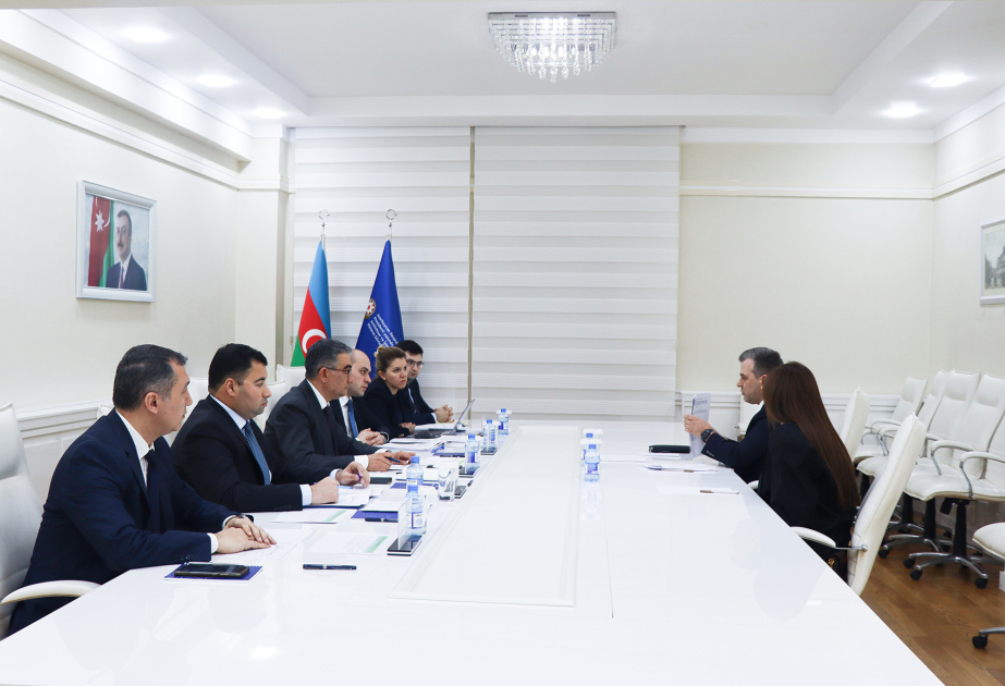 Dövlət Agentliyinin sədri vətəndaşların müraciətlərini dinləyib
