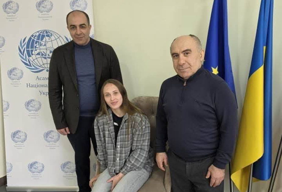 Azərbaycan diasporu ukraynalı güləşçi, soydaşımız Aidə Kərimovanı təltif edib