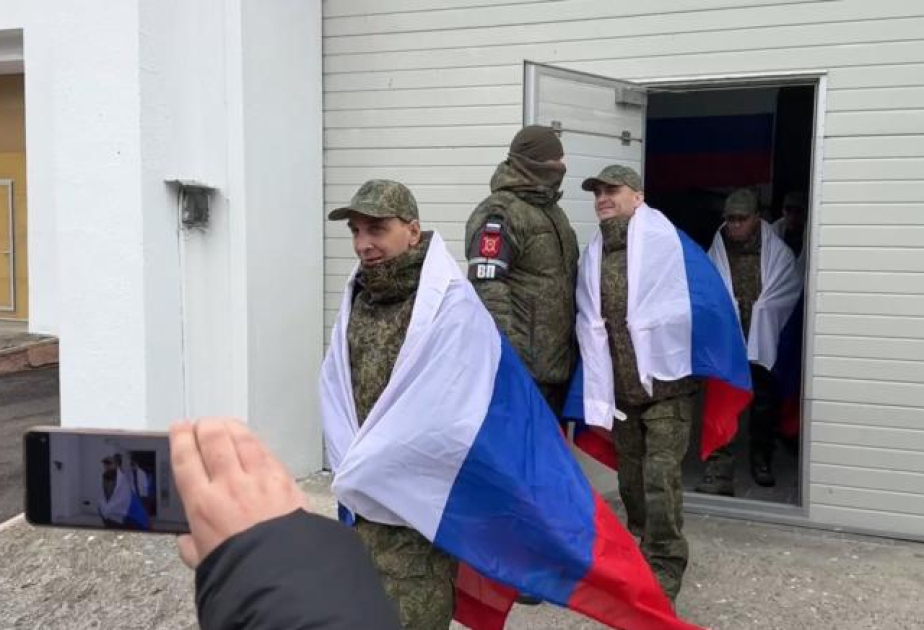 La Russie et l'Ukraine procèdent à un échange de prisonniers