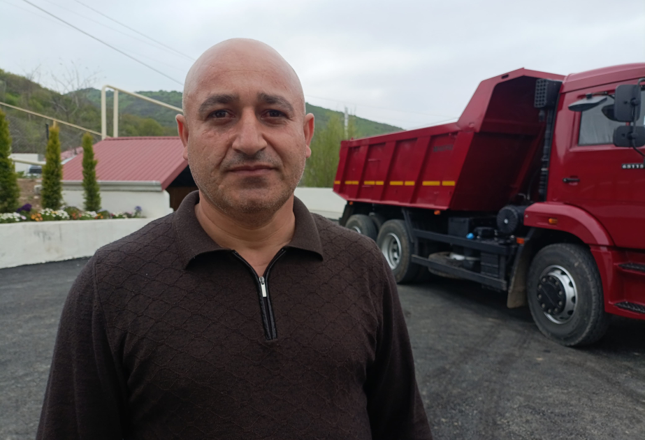 “KamAZ” hədiyyə edilən balaca Ayazın atası: Doğma yurda qayıdış bizim üçün çox əlamətdar oldu VİDEO