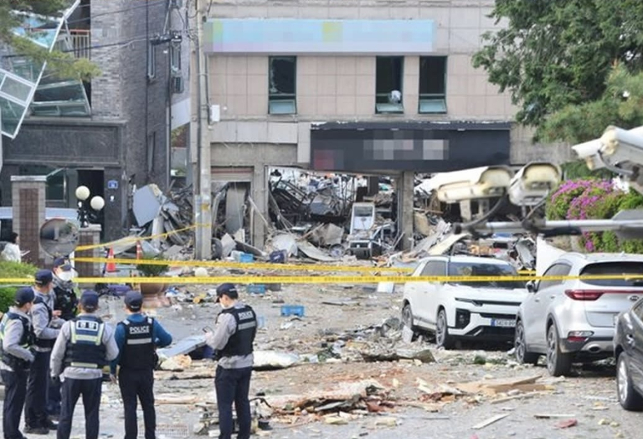 Gas leak suspected in restaurant explosion in Cheongju, 15 residents injured