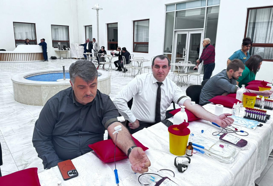 Yevlaxda keçirilən qanvermə aksiyasında 100-ə yaxın donor qan verib