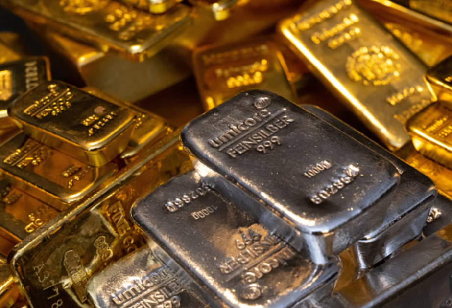 Gold and silver prices fall on global markets VIDEO