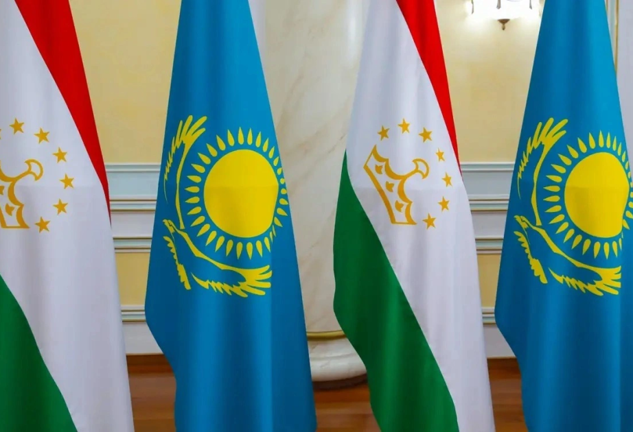 Qazaxıstan və Tacikistan hərbi əməkdaşlığı genişləndirir