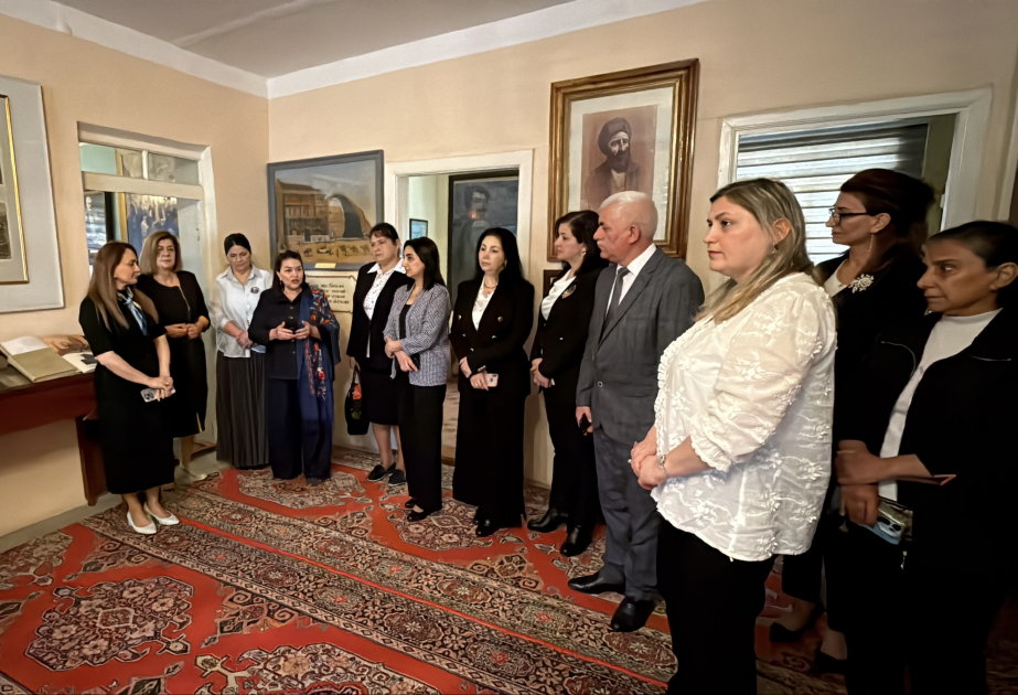 Böyük Azərbaycan şairi Xaqani Şirvaninin 900 illik yubileyinə həsr olunan elmi-praktik konfrans