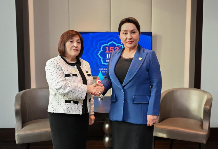 La presidenta de Milli Majlis se reunió en Estambul con la presidenta del Senado de Uzbekistán