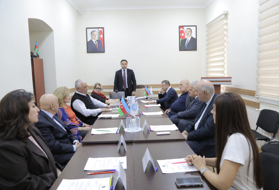 Folklor İnstitutunda elmi məsələlərə baxılıb