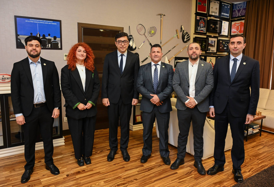 Farıd Gaïbov rencontre le président de la Fédération mondiale de capoeira