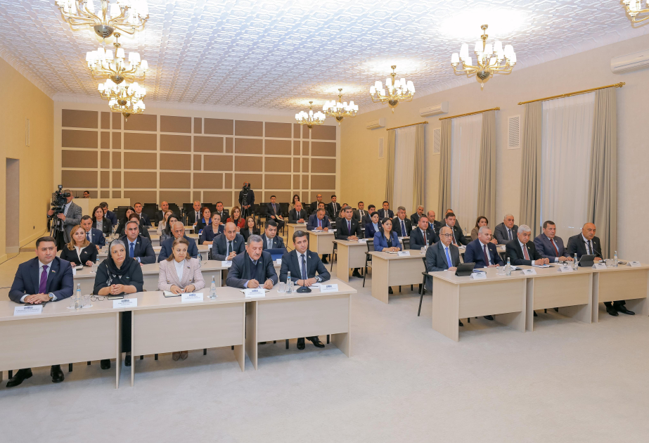 Ali Məclisin plenar iclasında 3 məsələ müzakirəyə çıxarılıb