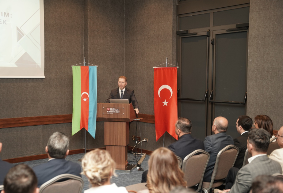 İzmirdə Azərbaycanın investisiya imkanları tanıdılıb