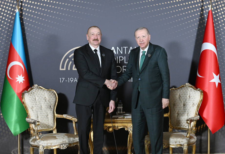 Azerbaijani President Ilham Aliyev met with Turkish President Recep Tayyip Erdoğan in Antalya VIDEO