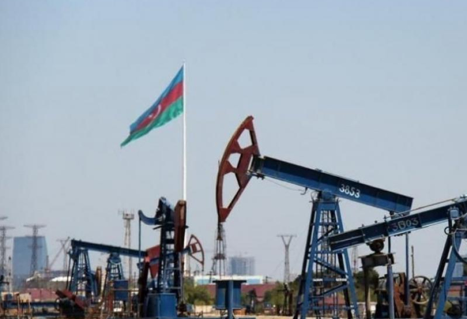 Azerbaijani oil price declines in global markets
