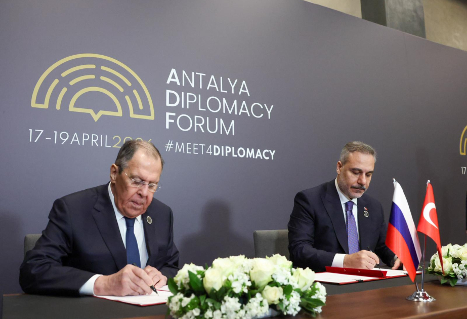 Türkiyə və Rusiya Xarici İşlər nazirlikləri arasında Məsləhətləşmə Fəaliyyət Planı imzalanıb