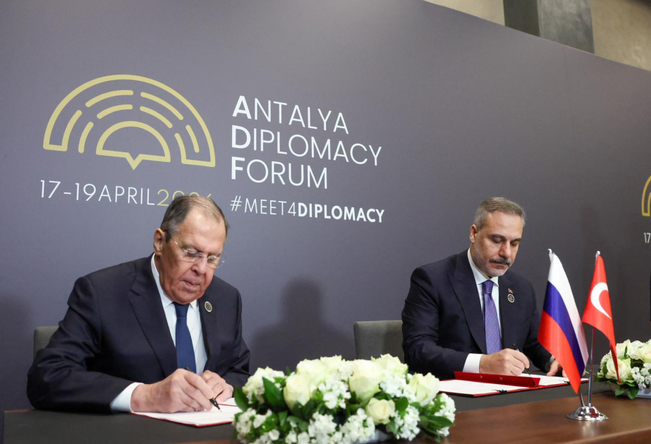 Firmado el Plan de Acción de Consultas entre los Ministerios de Asuntos Exteriores de Türkiye y Rusia