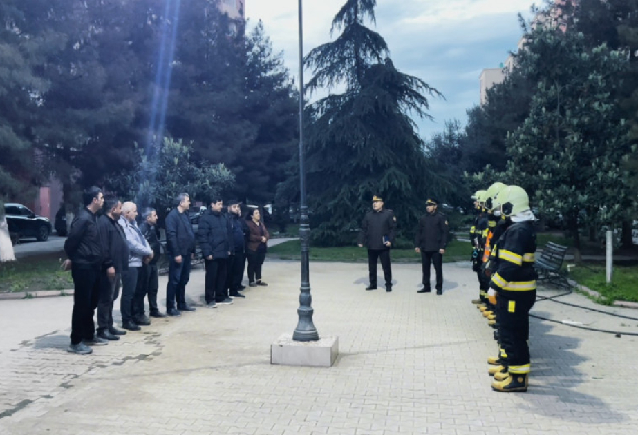 Fövqəladə Hallar Nazirliyi Gəncədə şərti yanğın təlimi təşkil edib
