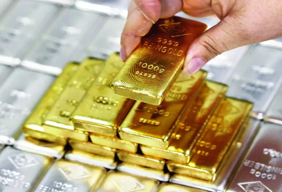 Gold and silver prices fall on global markets VIDEO