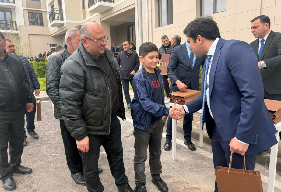 92 Familien in Aghdam erhalten Schlüssel zu ihren neuen Häusern