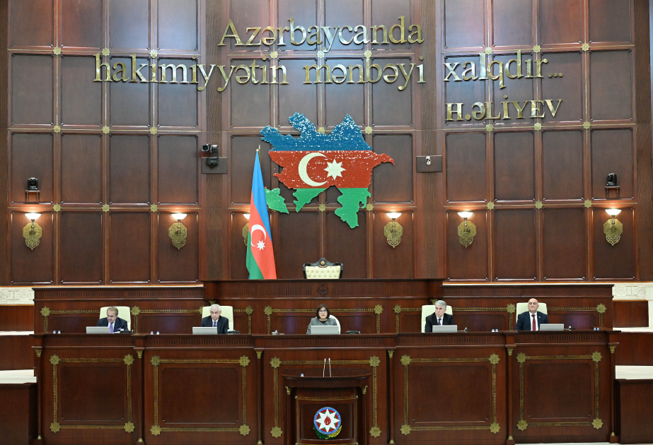Milli Məclisin plenar iclasında 8 məsələ müzakirə edilib YENİLƏNİB
