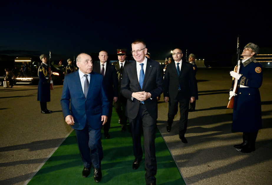 Le président letton arrive en Azerbaïdjan pour une visite officielle