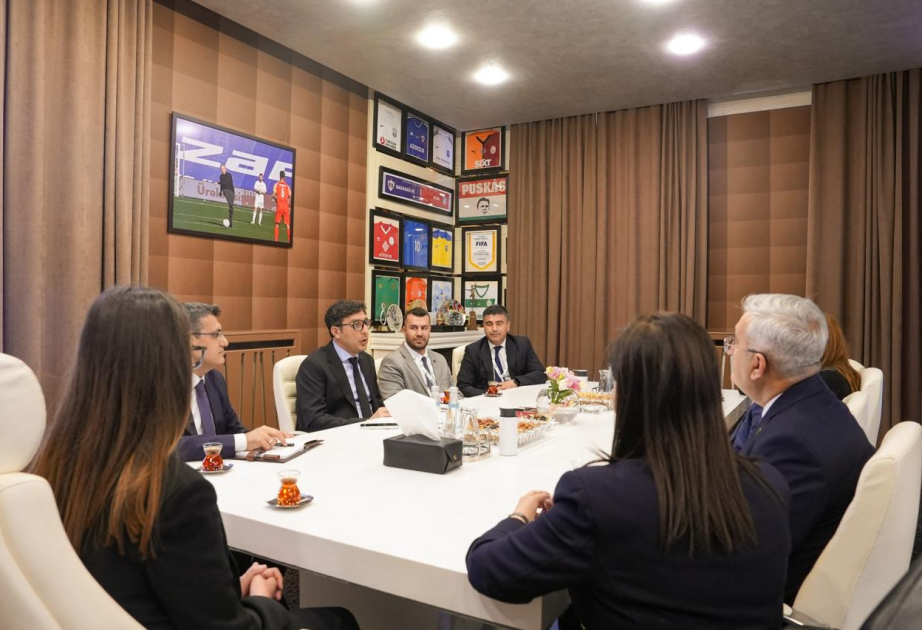 Azerbaijani minister meets with delegation of Turkish Ministry of Youth and Sports