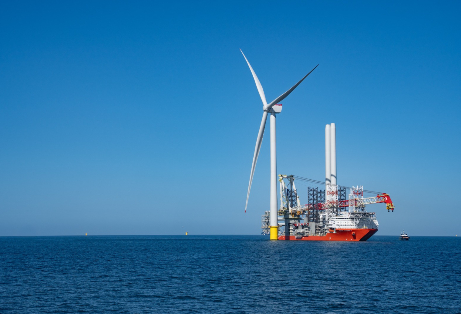 Böyük Britaniyada dənizdə ən uzun külək turbini quraşdırılıb