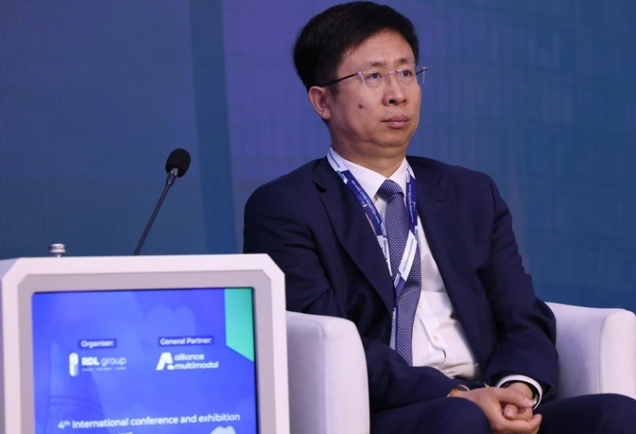 Experte: Mittlerer Korridor eröffnet neue Möglichkeiten für Transportkooperation zwischen Aserbaidschan und China