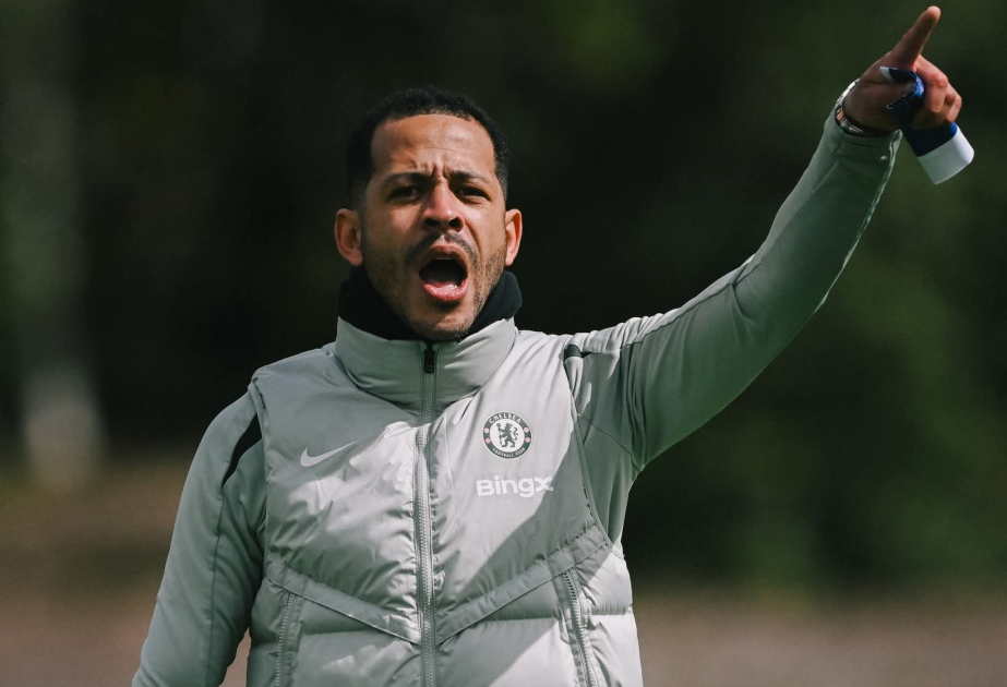 Rosenior sacked by Chelsea after three months in charge