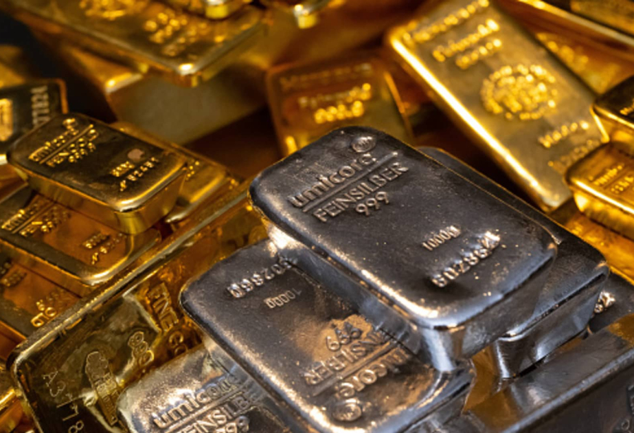 Gold and silver prices fall on global markets VIDEO