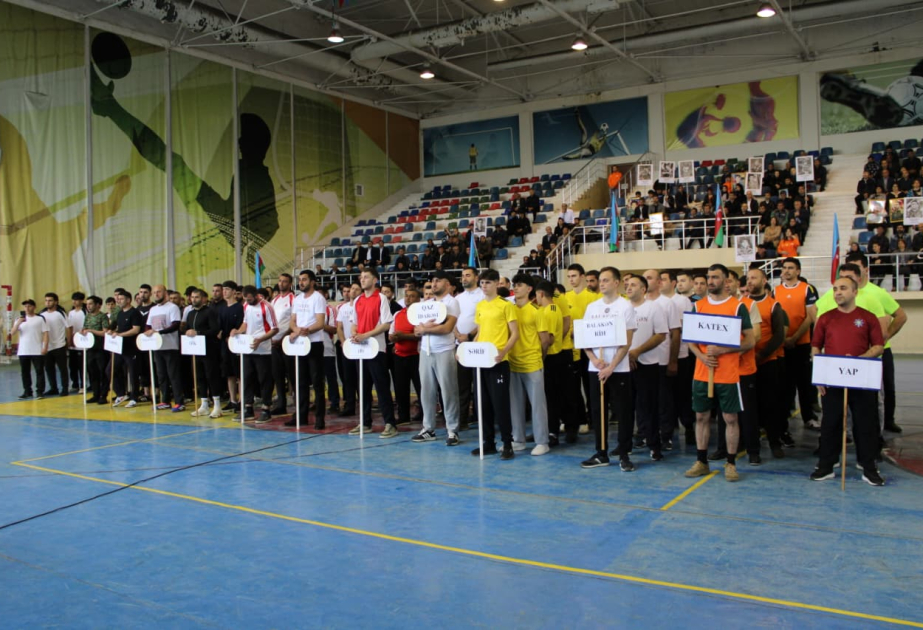 Balakəndə şəhidlərin xatirəsinə həsr edilən voleybol üzrə rayon turnirinə start verilib VİDEO