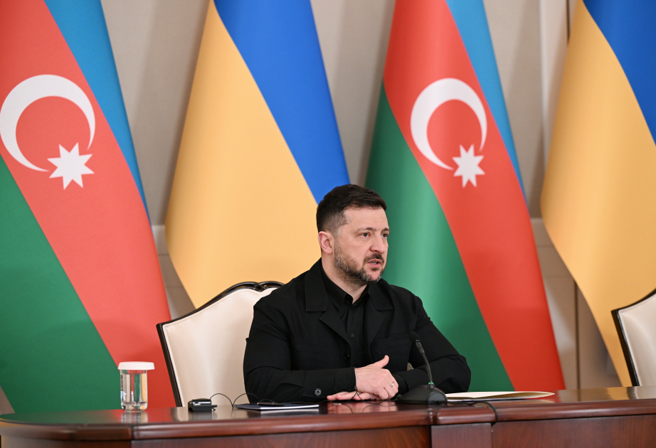 Володимир Зеленский поблагодарил Президента Ильхама Алиева за помощь его стране