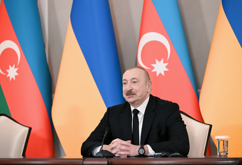 Präsident Ilham Aliyev: Die Rüstungsindustrie entwickelt sich sowohl in Aserbaidschan als auch in der Ukraine