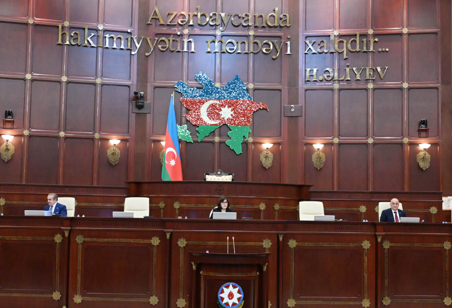Mərkəzi Seçki Komissiyasının üzvləri və əvəzedici üzvləri təyin edilib