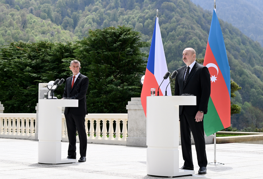 President Ilham Aliyev: We have a very active political dialogue with the Czech Republic