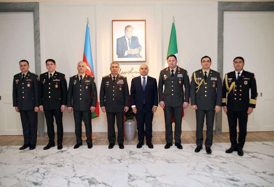 Azerbaijani Defense Minister pays official visit to Italy