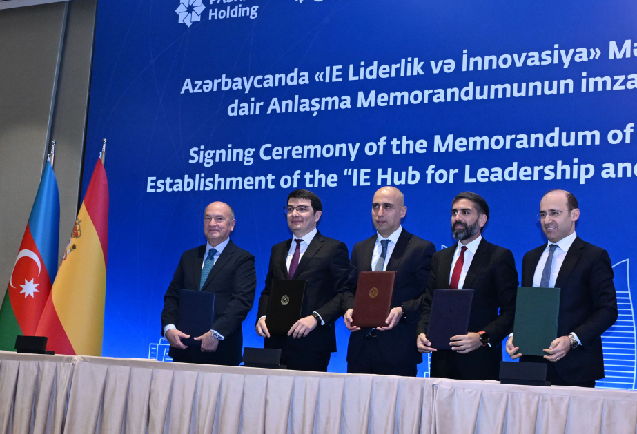 IE Liderlik və İnnovasiya Mərkəzinin yaradılması üzrə Anlaşma Memorandumu imzalanıb VİDEO