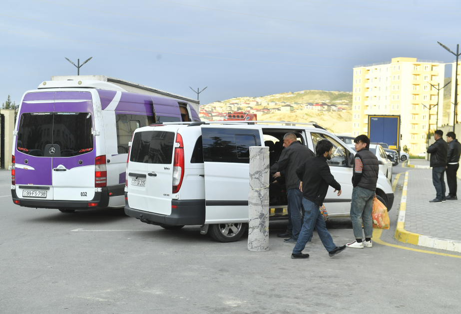 العودة الكبرى: قافلات أخرى من النازحين يعودون الى مدينة خوجاوند وبلدة قيرميزي بازار وقرية خان أوبا