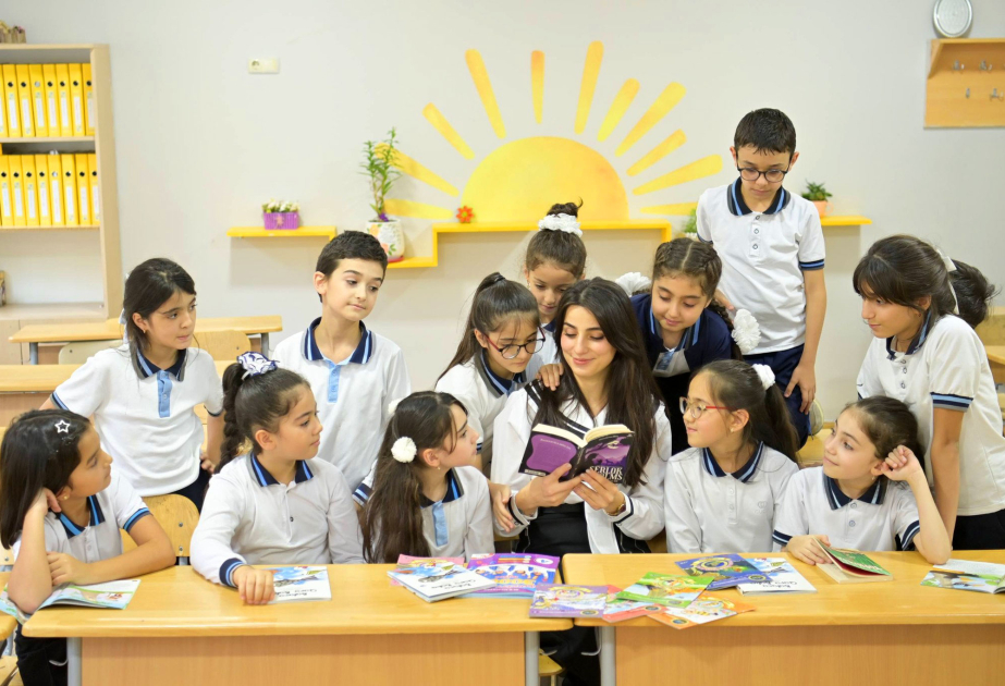 İbtidai sinif müəllimləri üçün oxuyub anlama bacarıqlarının inkişafı üzrə təlim