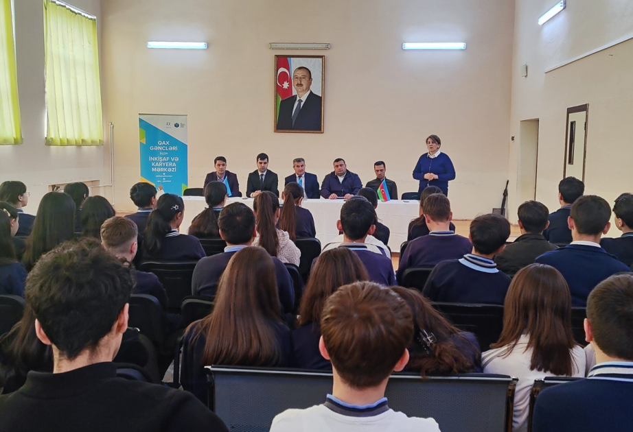 Uğurlu karyeraya doğru - Qaxlı gənclər peşə seçimi mövzusunda maarifləndiriliblər