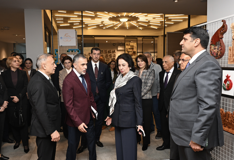 Gələcək dizaynerlərin yaradıcılıq platforması – “Dizayn həftəsi”nin rəsmi açılış mərasimi olub VİDEO