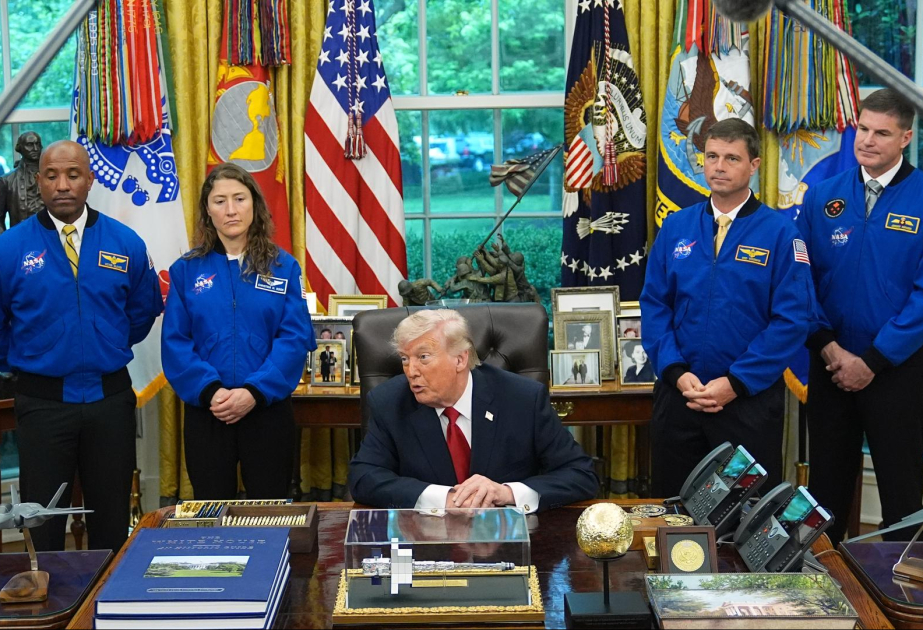 Mond-Umrundung: US-Präsident Trump empfängt Artemis-Astronauten